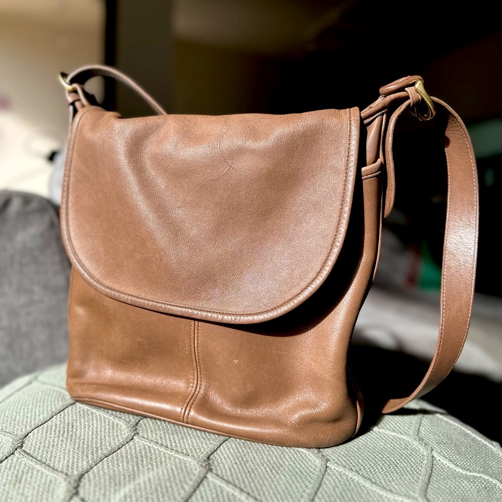 Vintage Coach Whitney Crossbody Tan Leather Saddle Flap Shoulder Bag #4115
